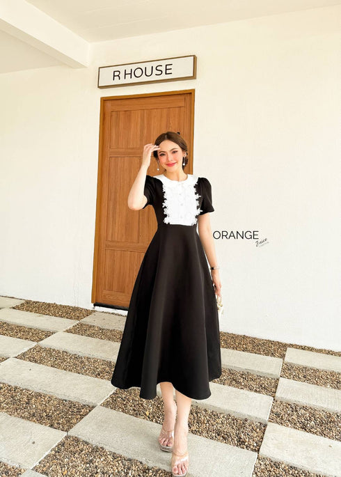ORANGE JUICE Lace Decor Peter Pan Collar A-Line Midi Dress
